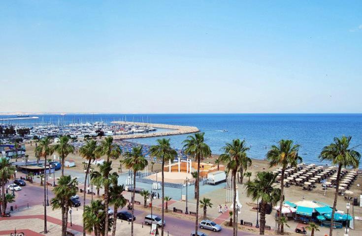 Paradise By The Sea لارنكا المظهر الخارجي الصورة